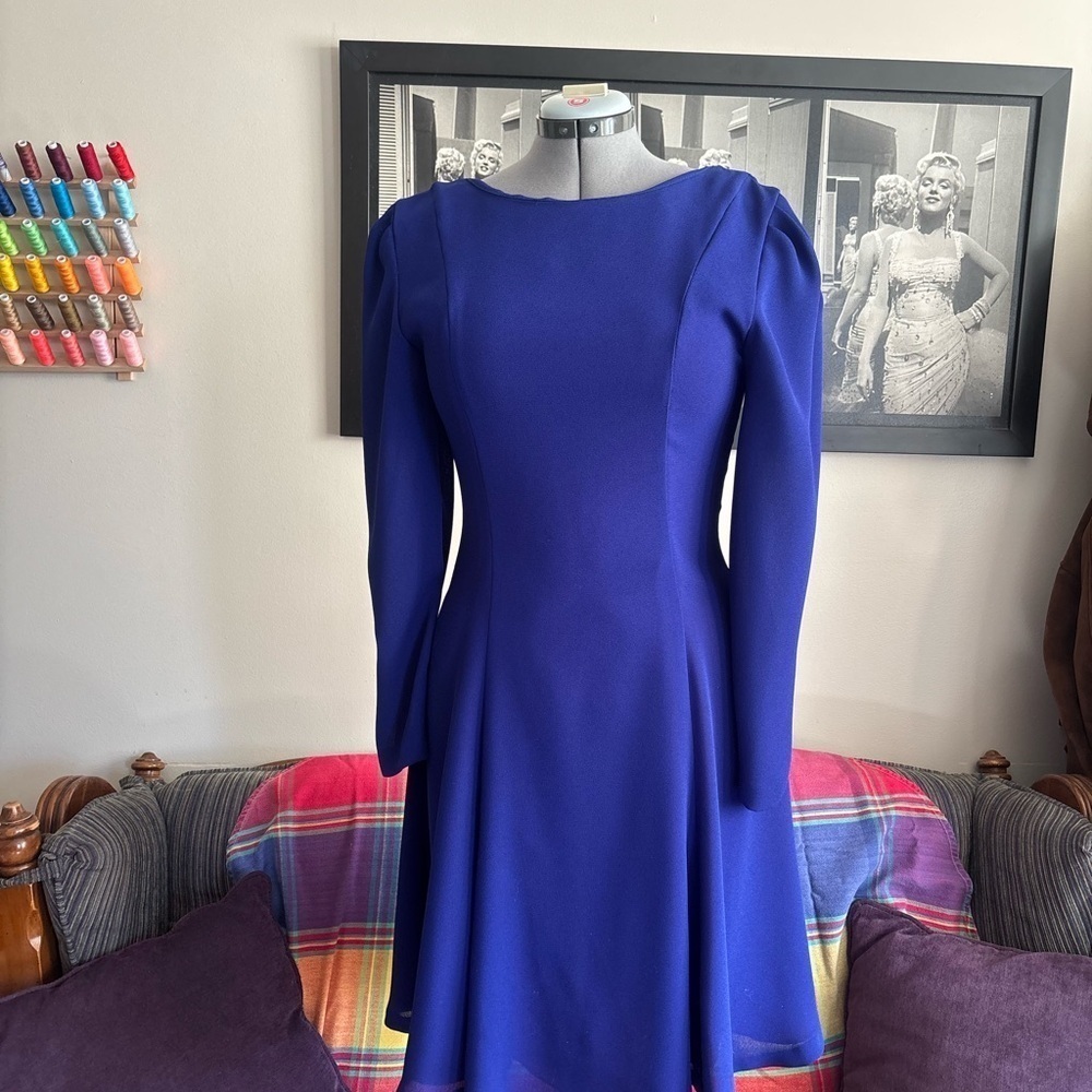 Elegant Blue Ribbed A-Line Dress with Puff Sleeves